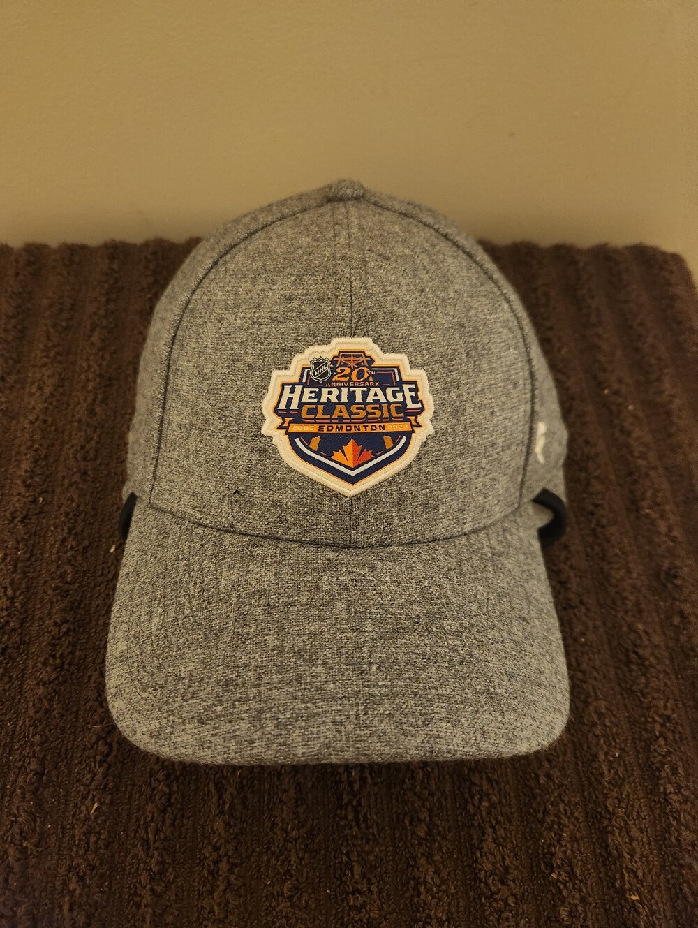 Fanatics 2023 NHL Heritage Edmonton Hat NWT Adult L/XL Gray Ear Flap A-Flex Cap